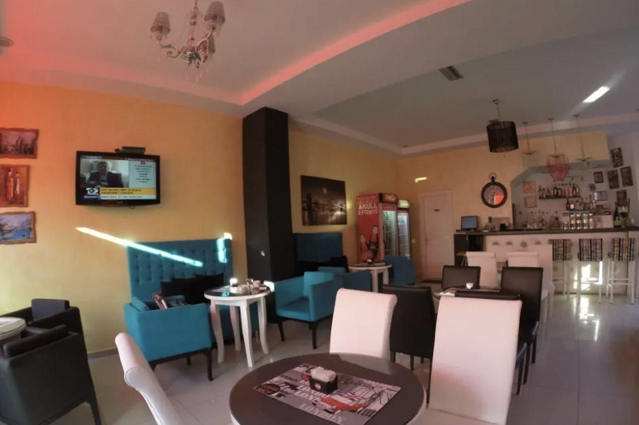 Hotel Serenity Тирана Екстериор снимка
