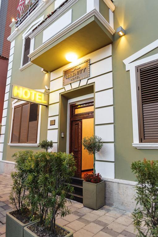 Hotel Serenity Тирана Екстериор снимка