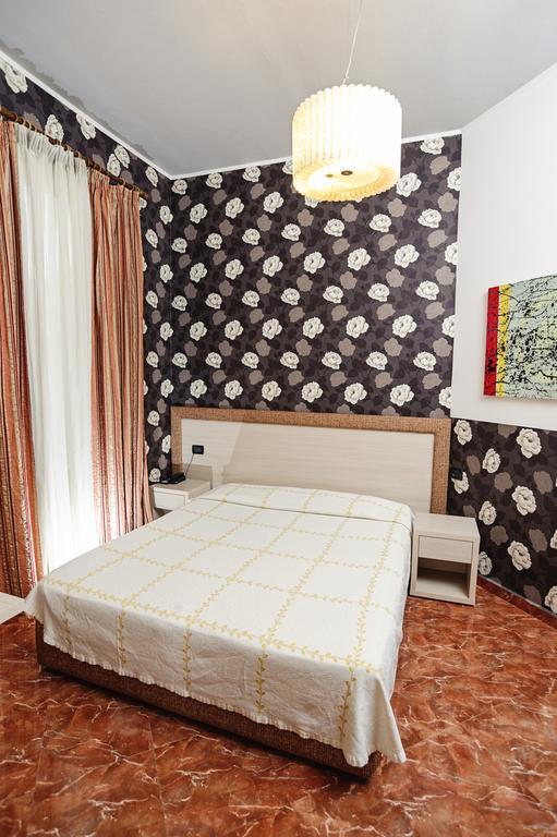 Hotel Serenity Тирана Екстериор снимка