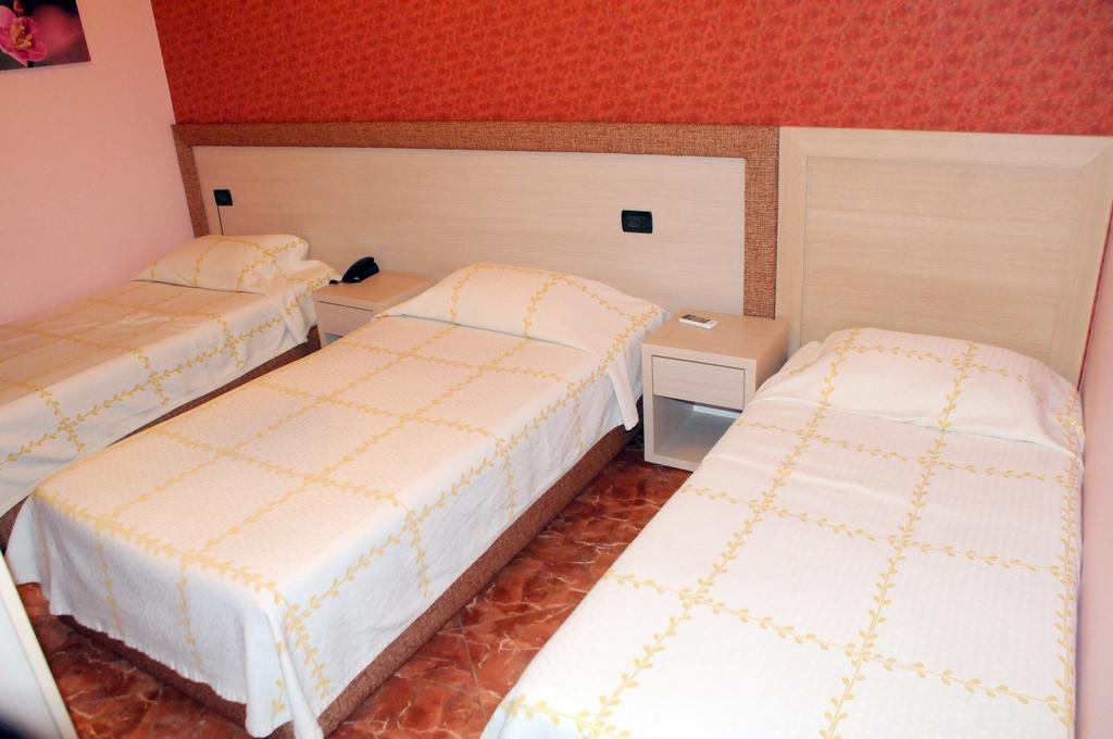 Hotel Serenity Тирана Екстериор снимка