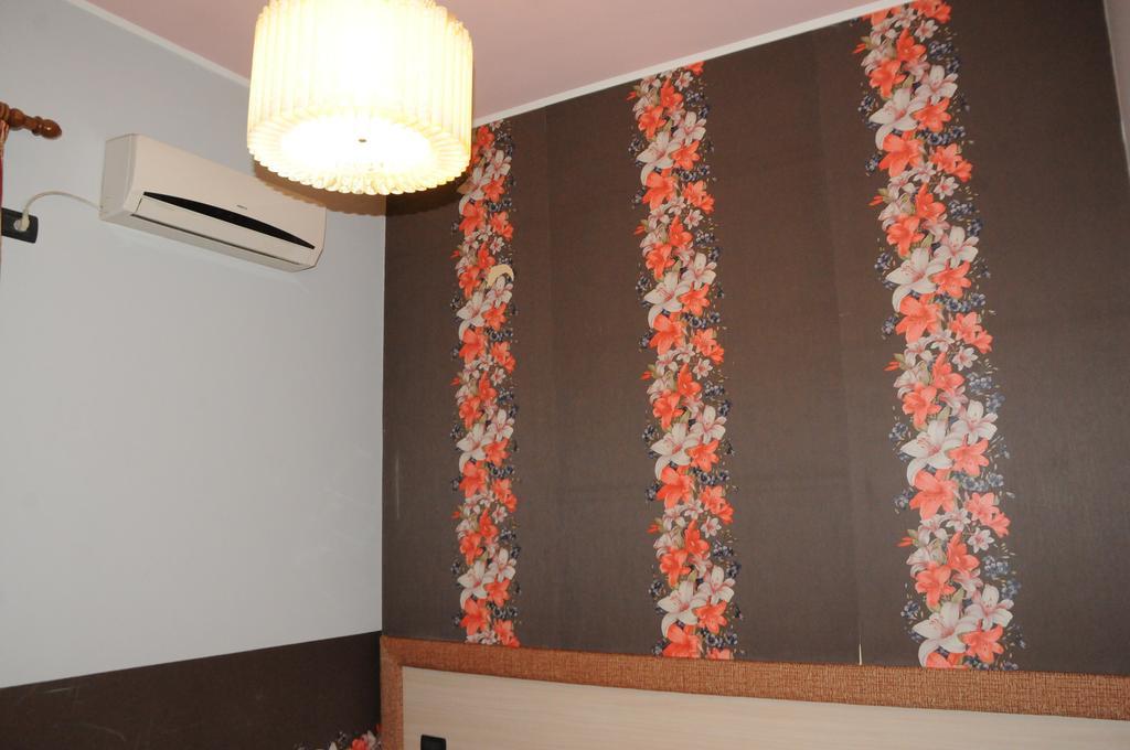 Hotel Serenity Тирана Екстериор снимка