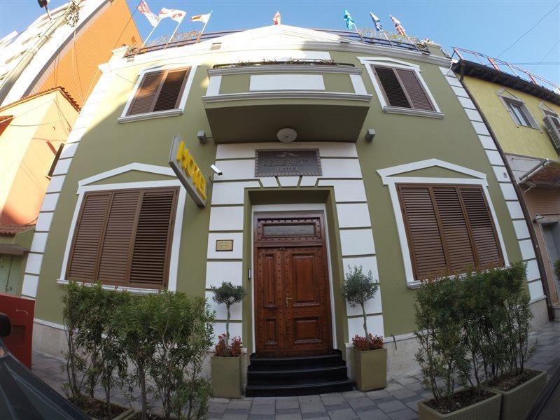 Hotel Serenity Тирана Екстериор снимка